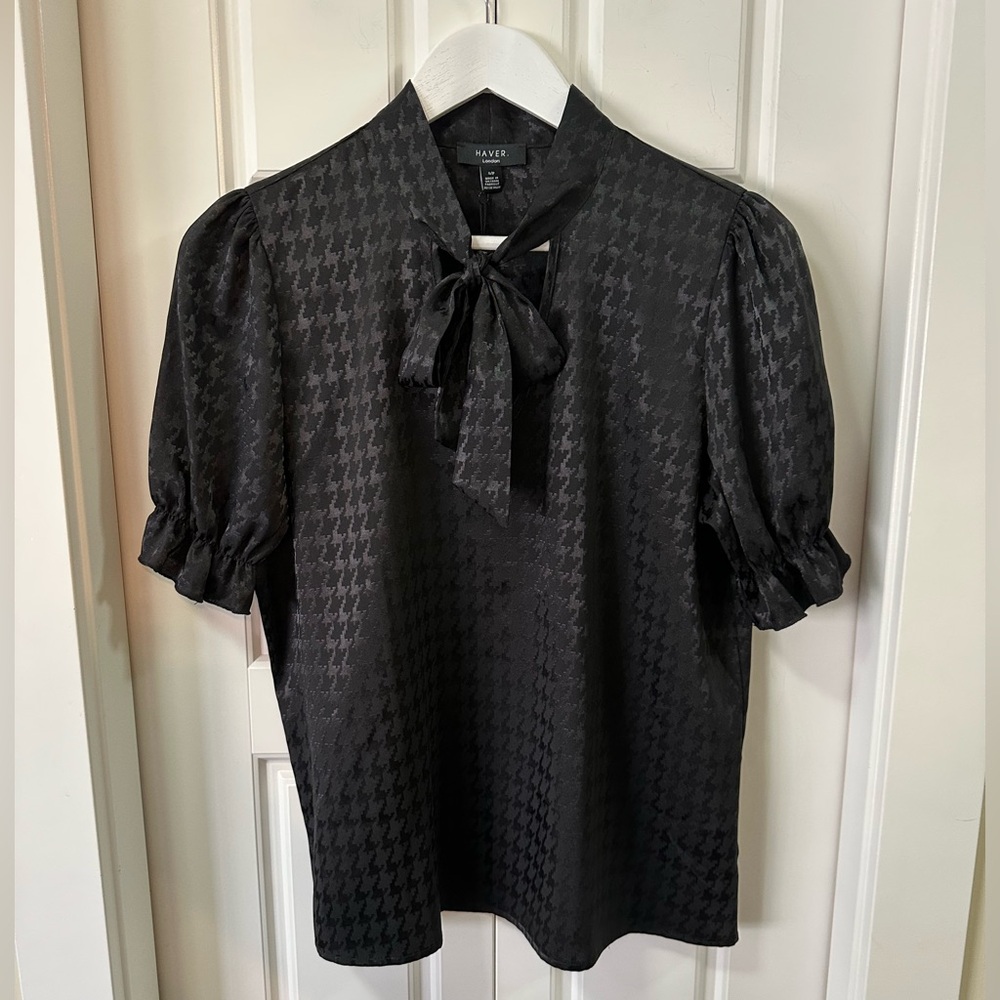 HAVER London Black Houndstooth Tie Neck Blouse | NWT | Small